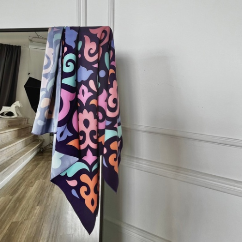 Платок с татарским узором