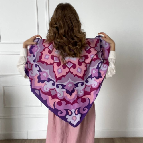 Платок с татарским орнаментом